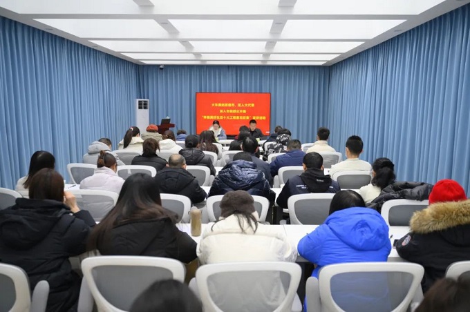 深入社區，傾聽民聲 成都市人大代表龔曉鷗開展“幸福美好生活十大工程”宣講 第1張