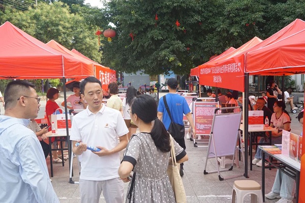 為高校畢業生搭建就業“直通車”,瑞方人力“點亮”青年就業路! 第3張 為高校畢業生搭建就業“直通車”,瑞方人力“點亮”青年就業路! 第3張