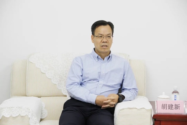 湖南省委統戰部副部長、省工商聯黨組書記胡建新一行蒞臨瑞方人力考察指導 第2張