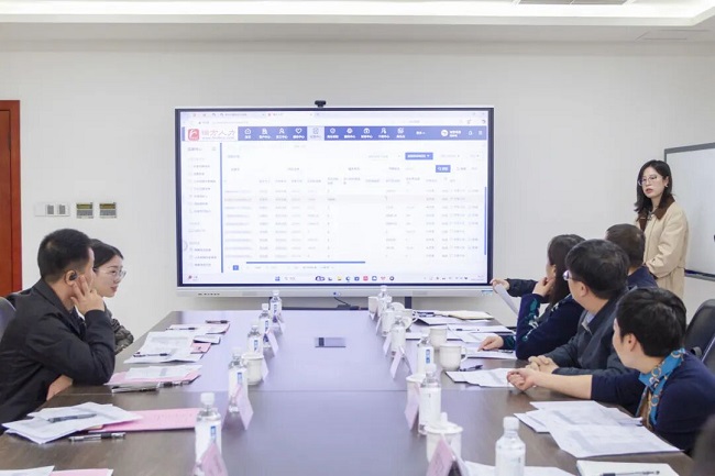 國家統(tǒng)計局服務業(yè)調(diào)查中心分析研究處處長、一級調(diào)研員展國殿一行蒞臨瑞方人力考察調(diào)研 第2張 國家統(tǒng)計局服務業(yè)調(diào)查中心分析研究處處長、一級調(diào)研員展國殿一行蒞臨瑞方人力考察調(diào)研 第2張