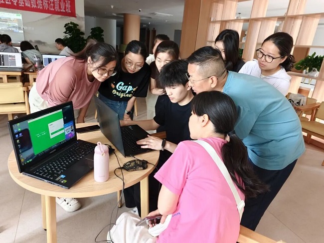 數字技能筑就新起點 | 瑞方人力助力華興街道三河社區打通技能就業路 第2張 數字技能筑就新起點 | 瑞方人力助力華興街道三河社區打通技能就業路 第2張